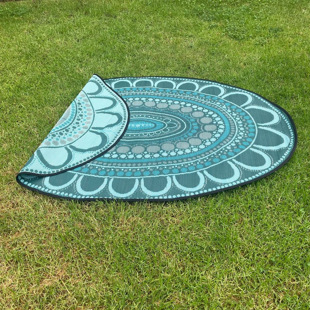 Aboriginal Art Yarning Oval Outdoor Mat — detail view
