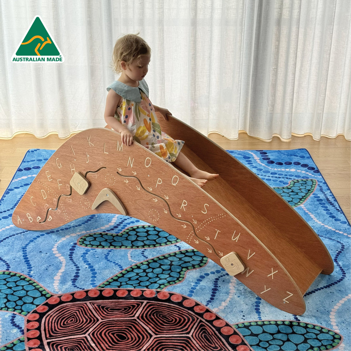 Boomerang Slippery Dip — close-up of design