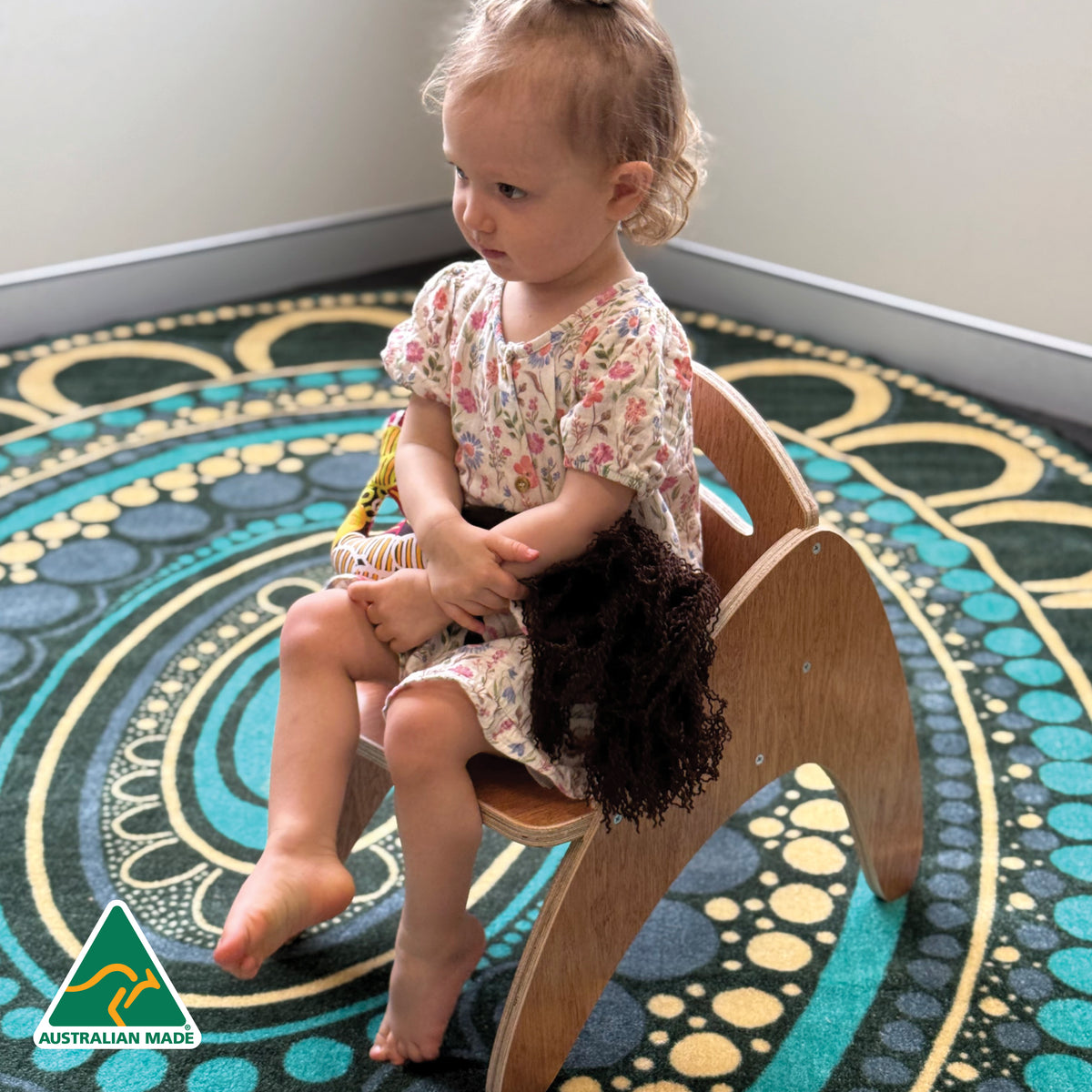 Boomerang Classroom Chair — main view