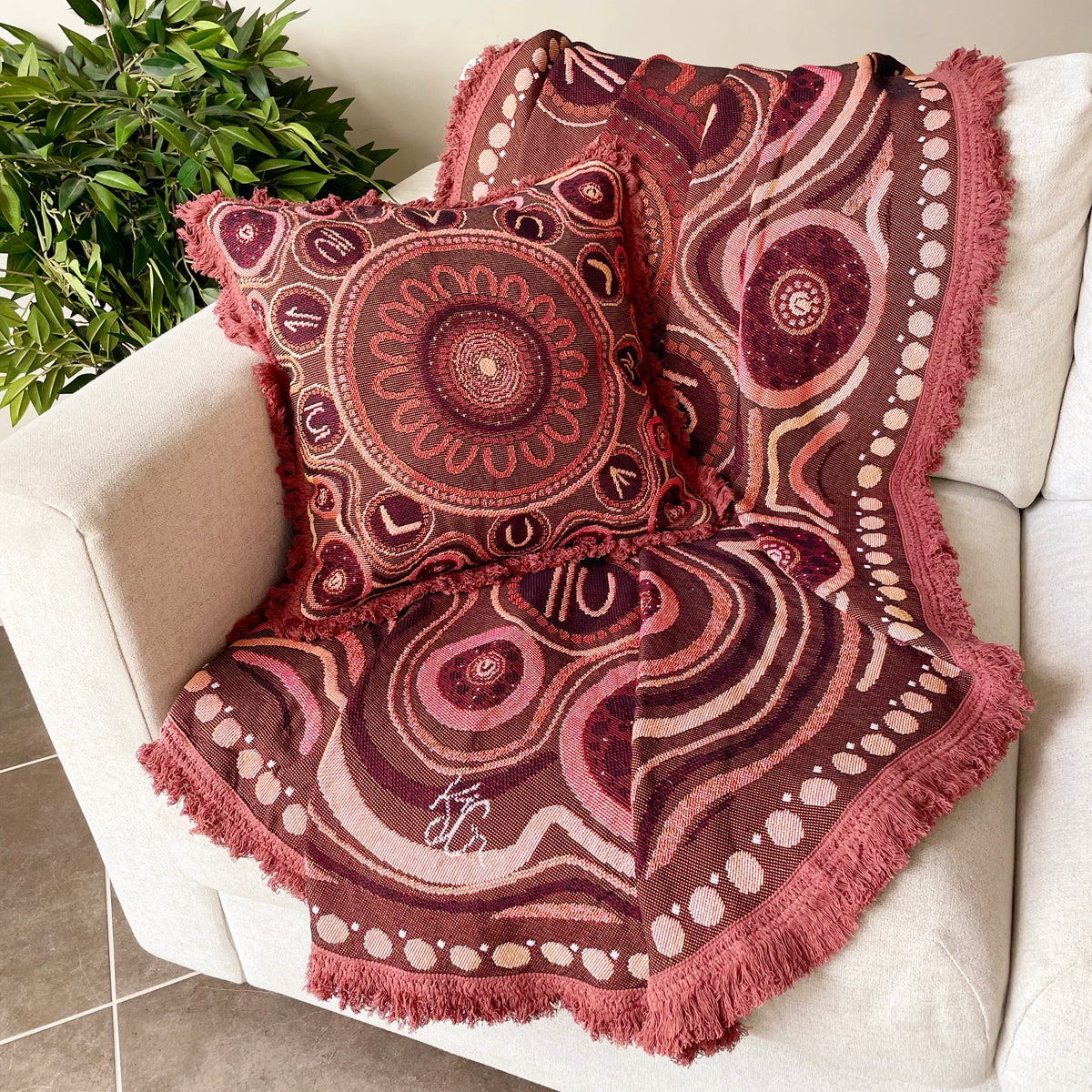 Yarning Circle Cushion Cover — close-up of design