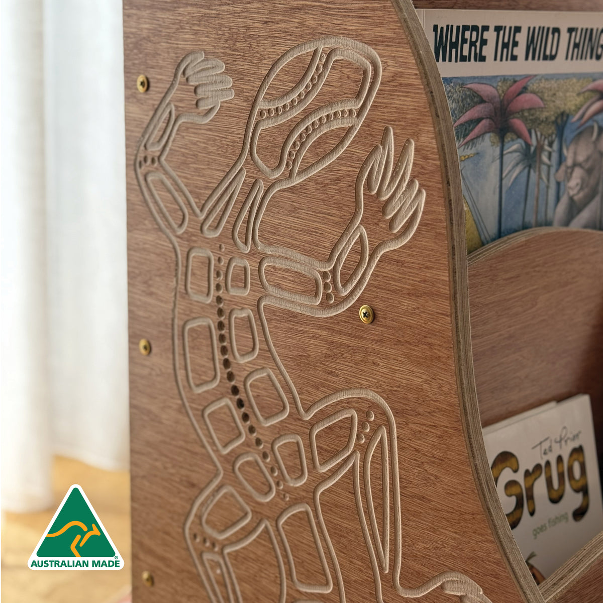 Indigenous Goanna Book Shelf