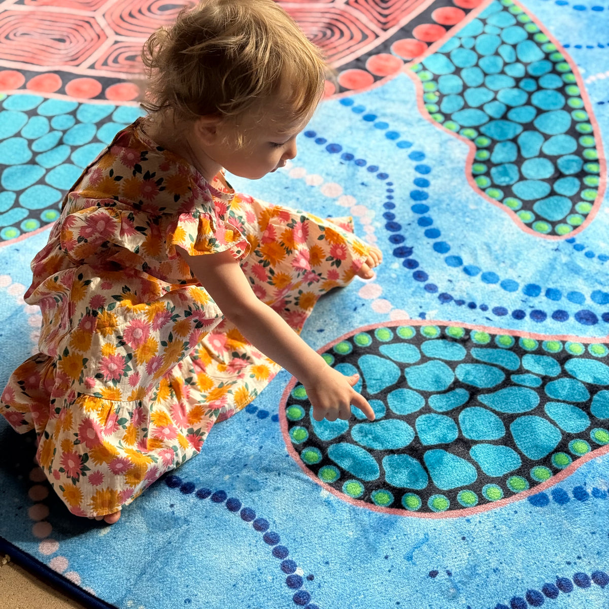 Turtles Dreaming Indigenous Rug — main view
