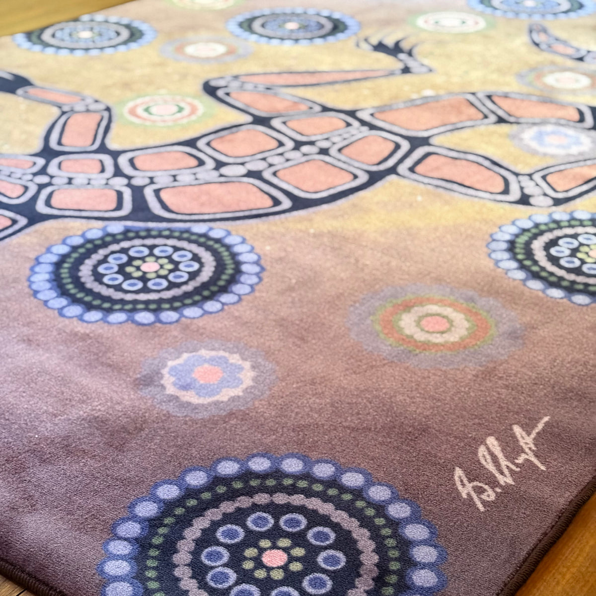 Dirawong the Goanna Rug — detail view