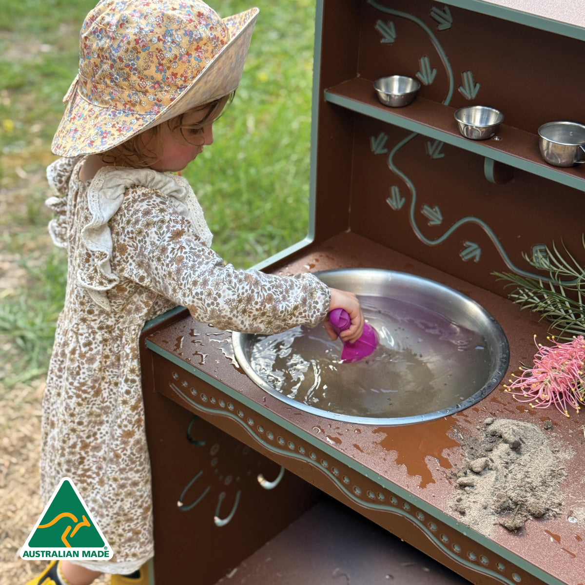 Bush Tucker Mud Kitchen