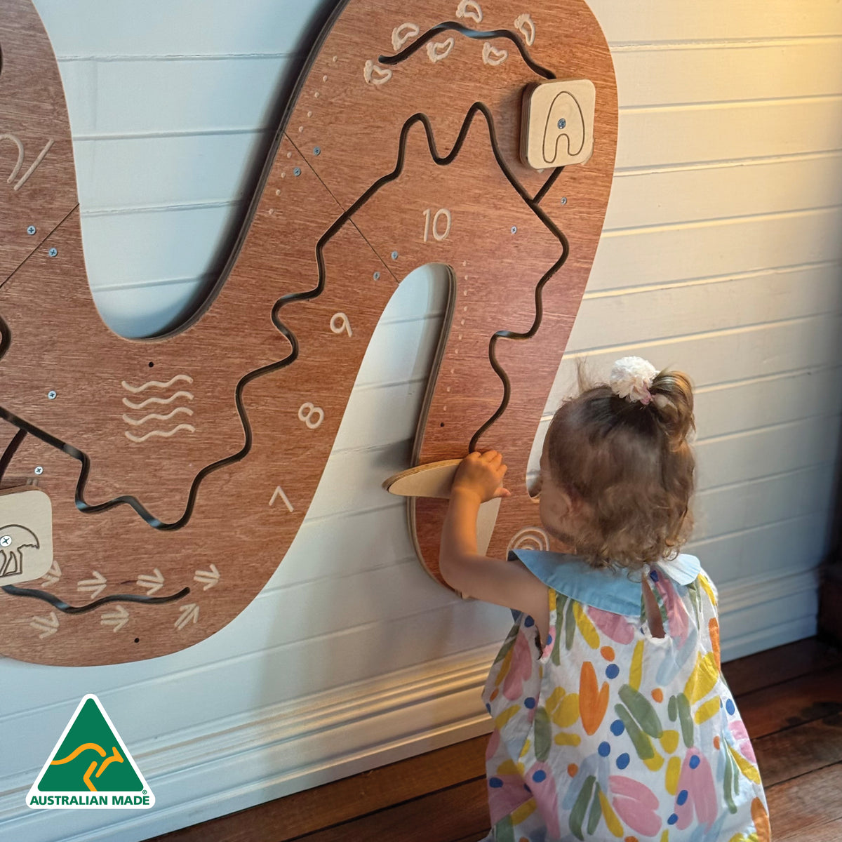 Rainbow Serpent Wall Game — detail view